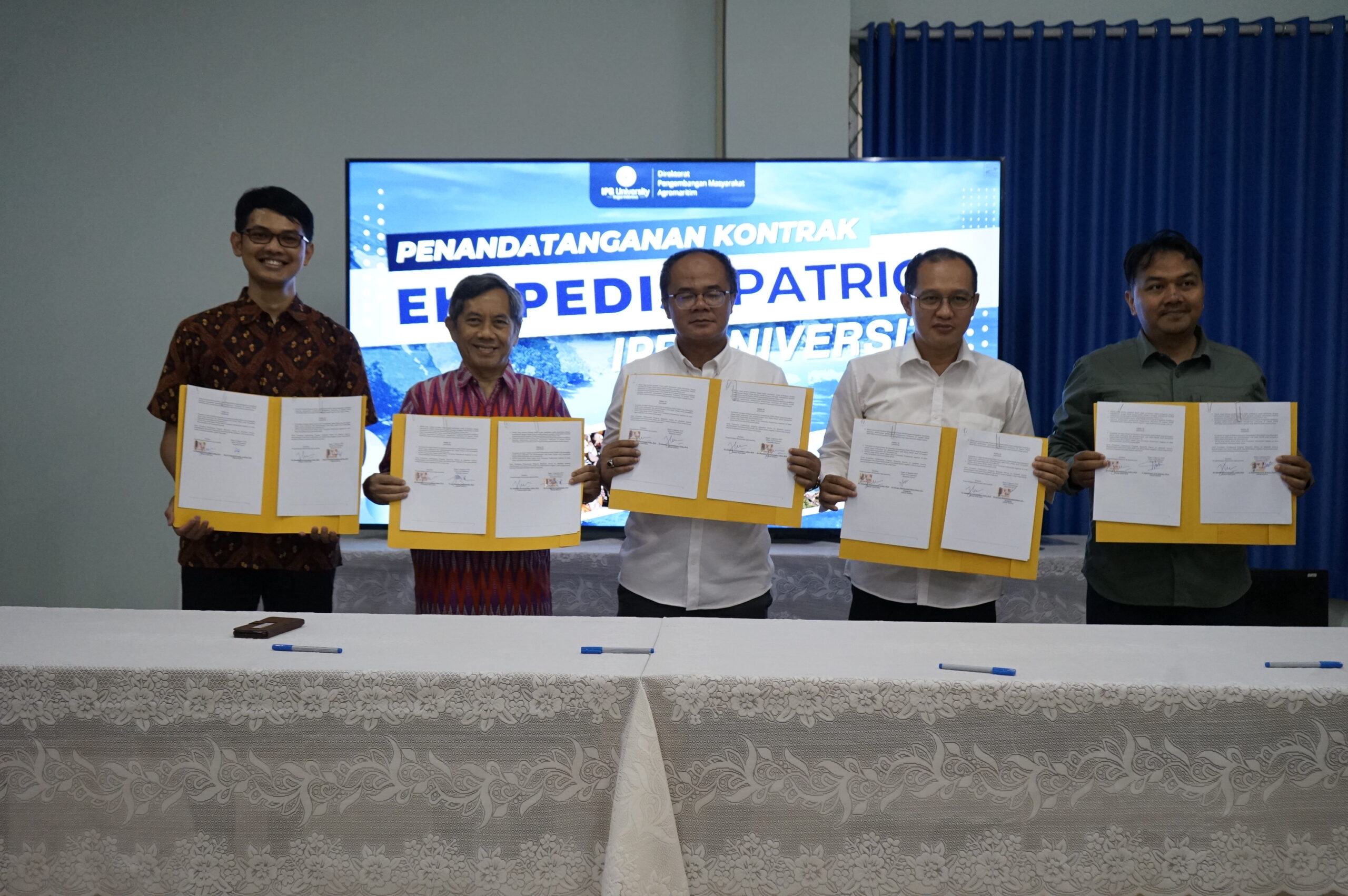 Penandatanganan Kontrak Ekspedisi Patriot IPB University